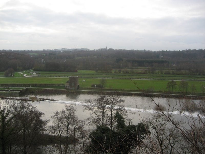 And how wonderful it looks from the Linuxhotel in the area of the Ruhr river.